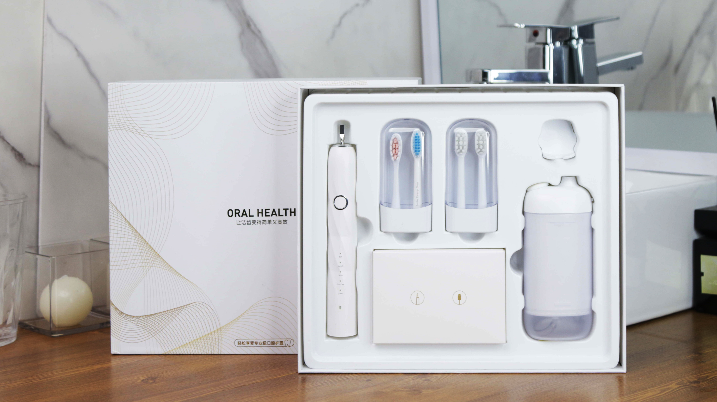 荣光的五一劳动节，送一份“齿尖上的健康”，传递长久的陪伴与温暖！